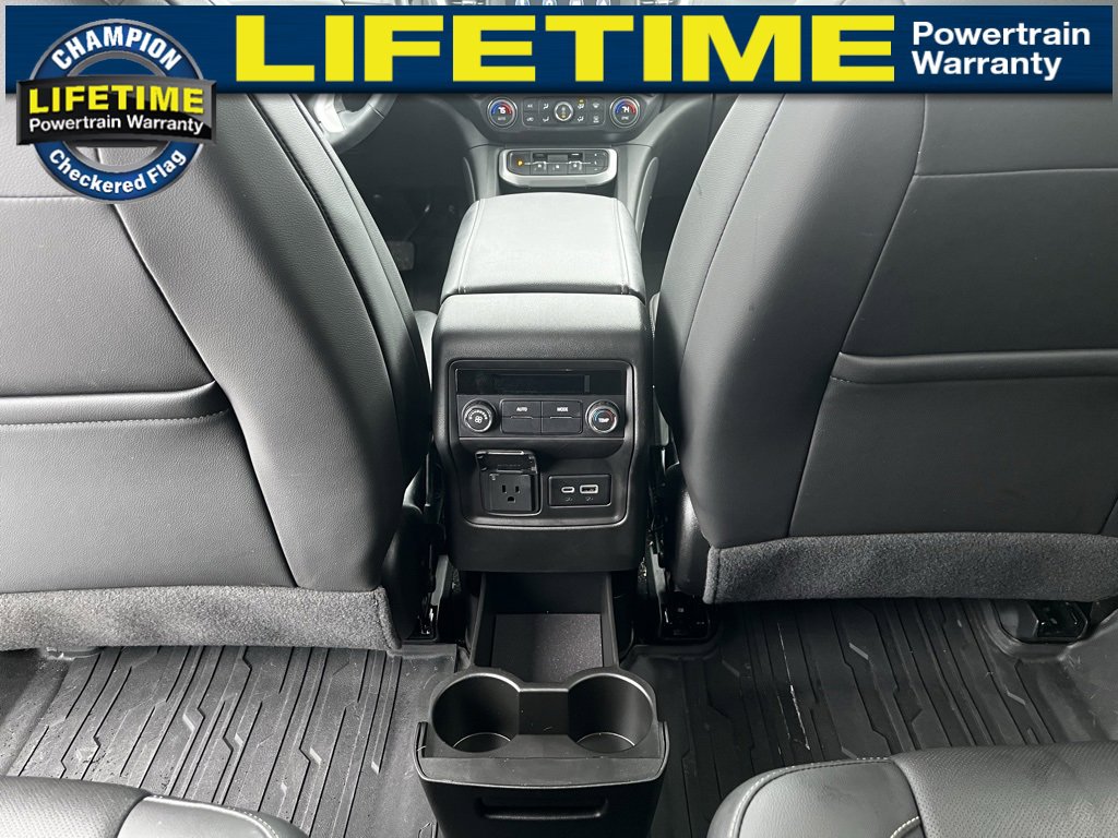 Certified 2023 GMC Acadia SLT w/ Trailering Package image 32