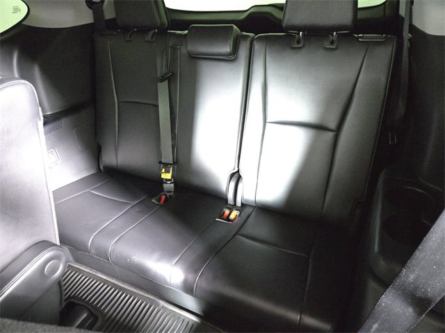 Used 2021 Toyota Highlander Platinum image 16