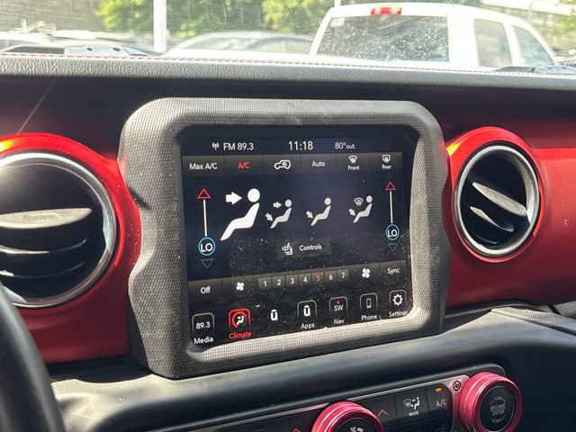 Used 2018 Jeep Wrangler Unlimited Rubicon w/ Dual Top Group AWD/4WD image 23