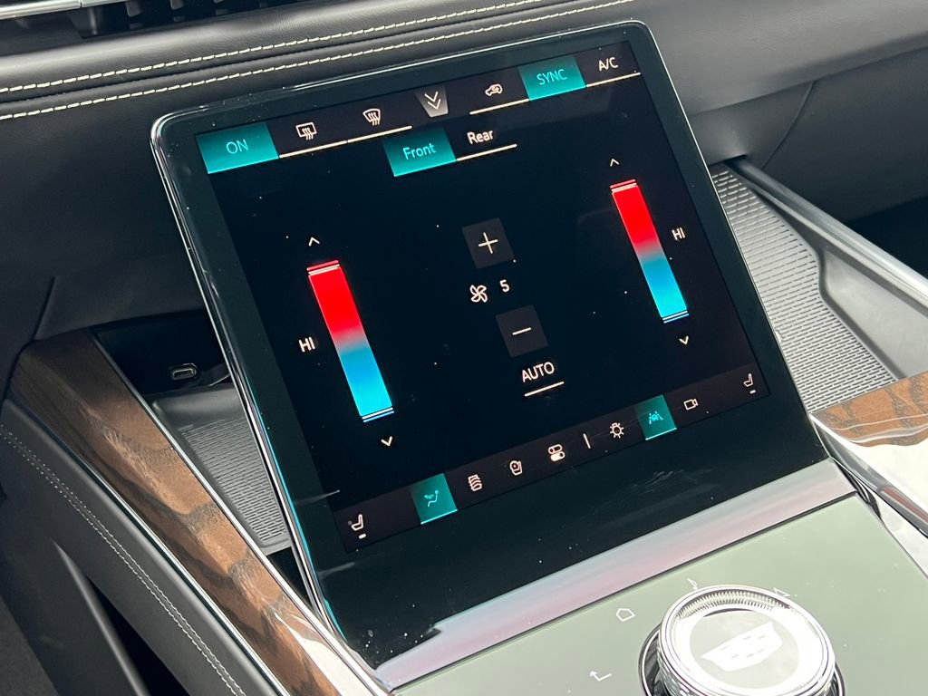 New 2026 Cadillac Escalade Platinum Sport w/ LPO, ONYX Package image 30