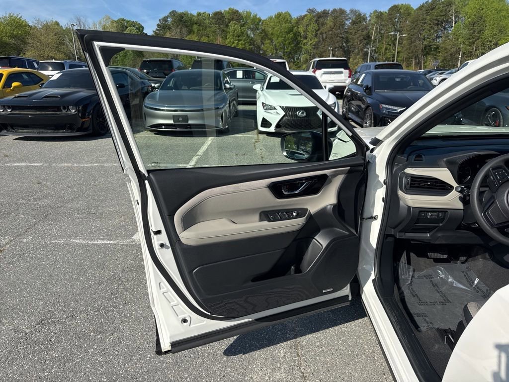 Used 2025 Subaru Forester Limited image 24