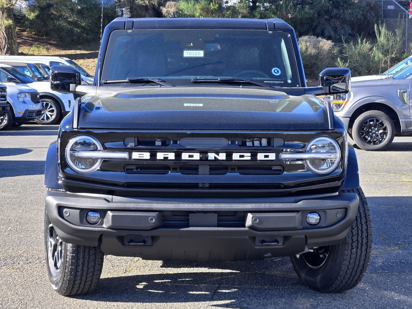 New 2026 Ford Bronco Outer Banks image 3