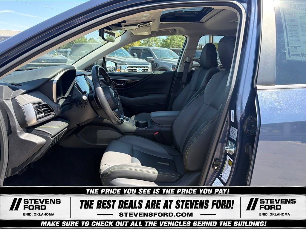 Used 2025 Subaru Outback Onyx Edition AWD/4WD image 13