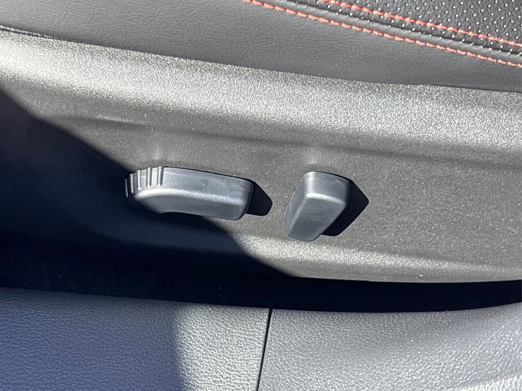 New 2025 Nissan Altima 2.5 SR image 34