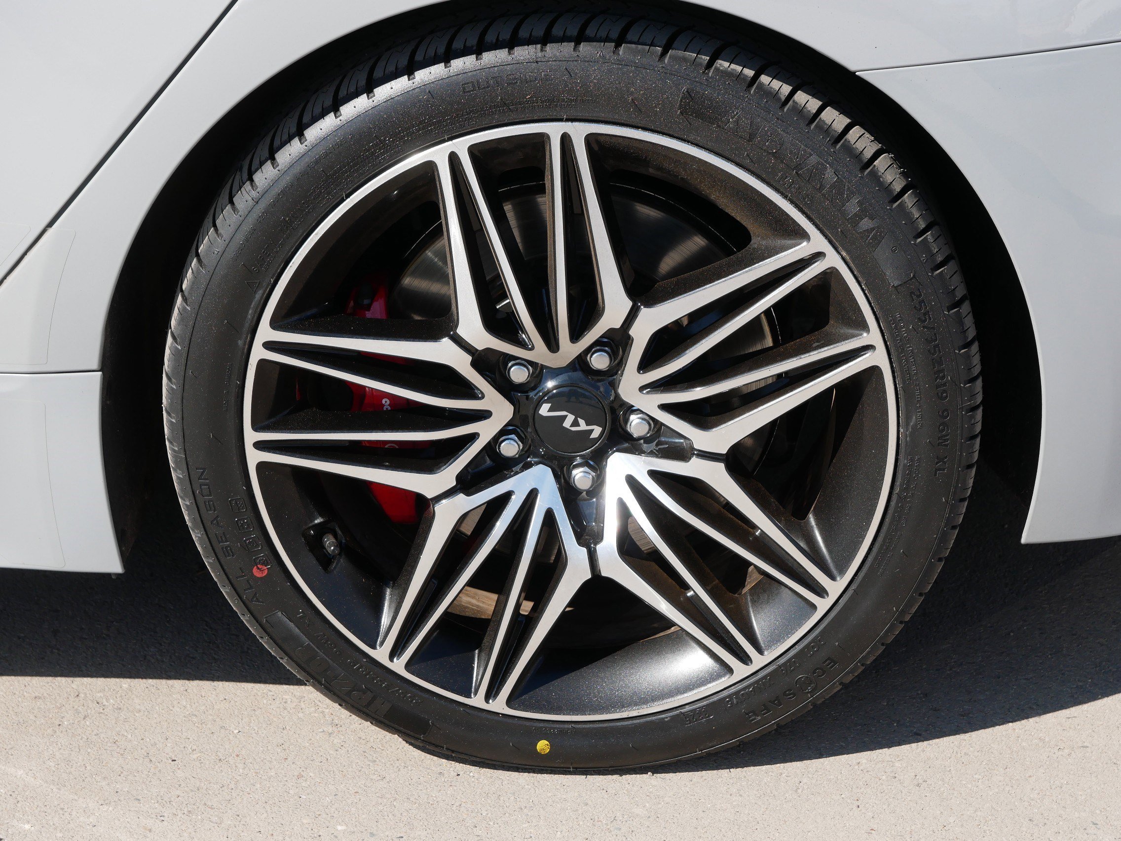 Certified 2023 Kia Stinger GT2 image 15