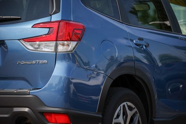 Certified 2023 Subaru Forester Premium AWD/4WD image 38