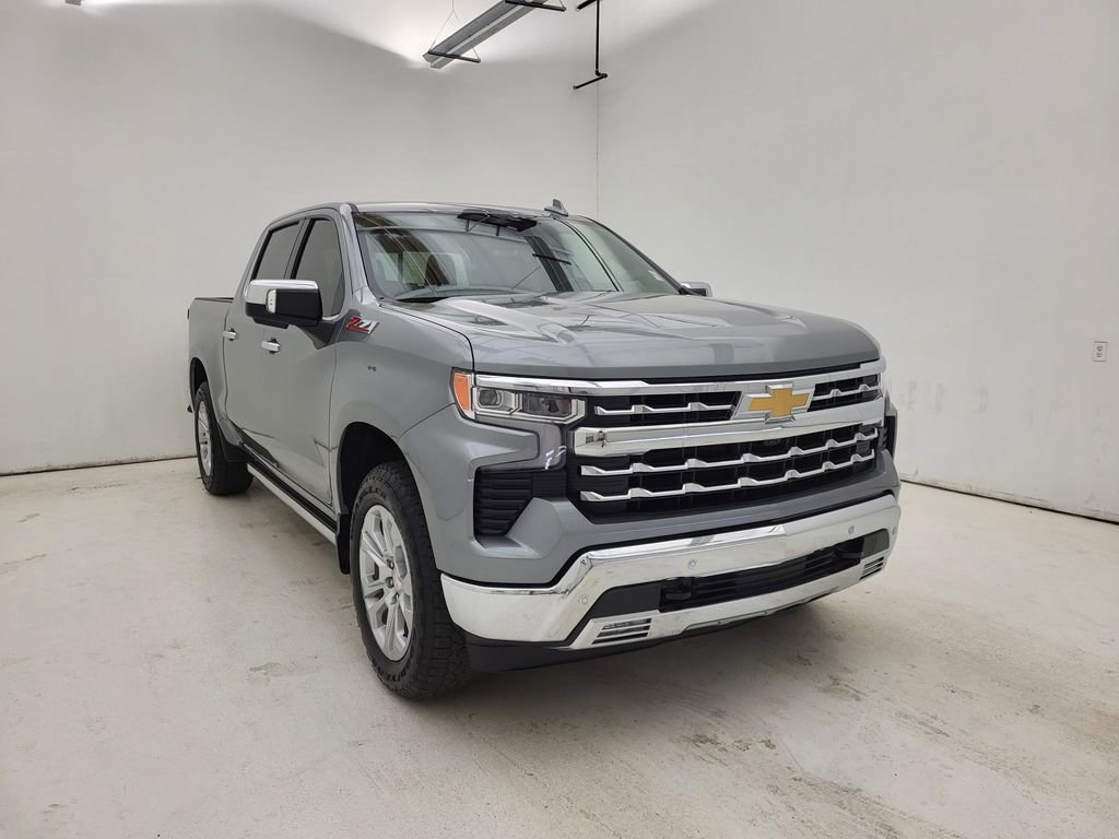 Used 2025 Chevrolet Silverado 1500 LTZ image 21
