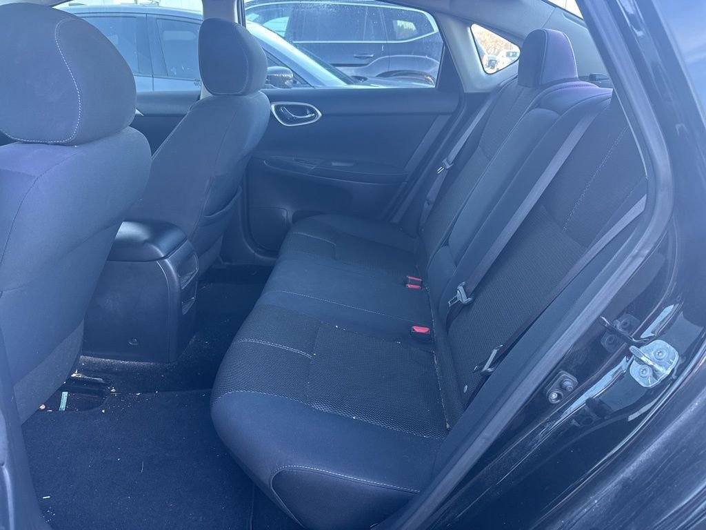 Used 2015 Nissan Sentra S image 28