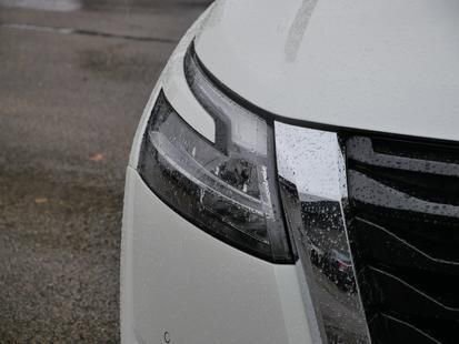 Used 2023 Nissan Pathfinder SL image 31