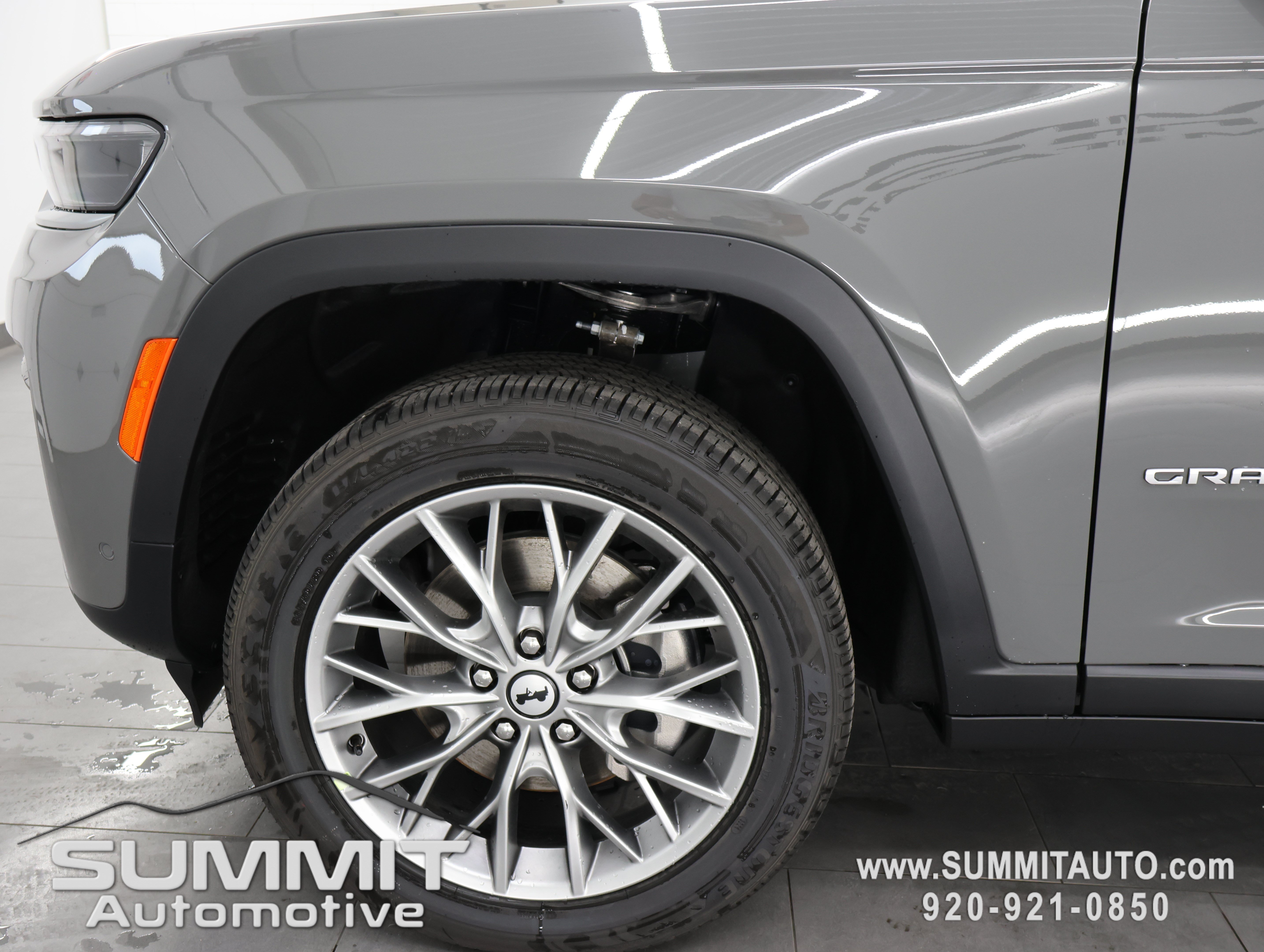 New 2027 Jeep Grand Cherokee L Limited AWD/4WD image 39