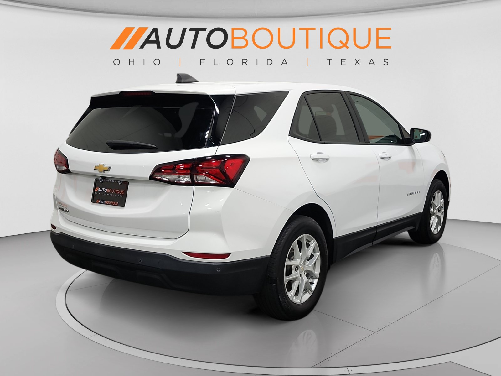 Used 2023 Chevrolet Equinox LS FWD image 5