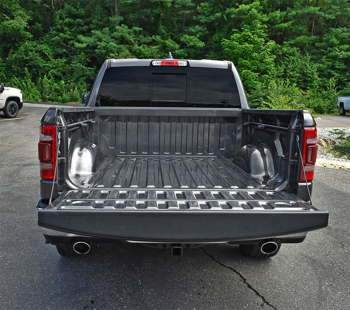 Used 2024 RAM 1500 Limited w/ Off Road Group AWD/4WD image 8