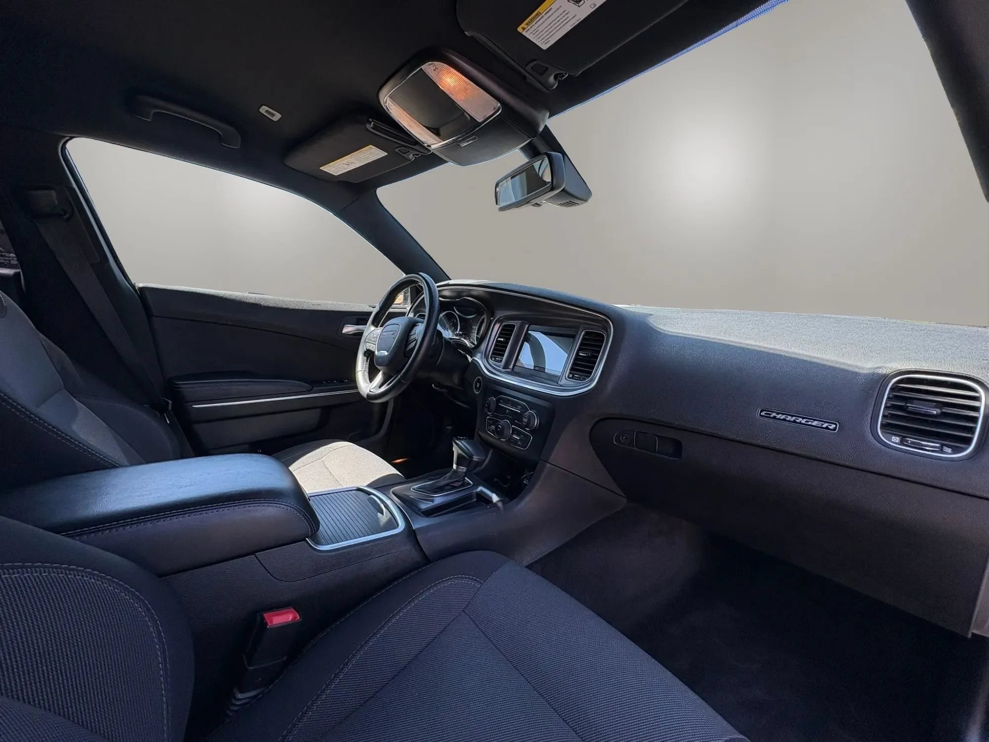 Used 2017 Dodge Charger SE RWD image 22