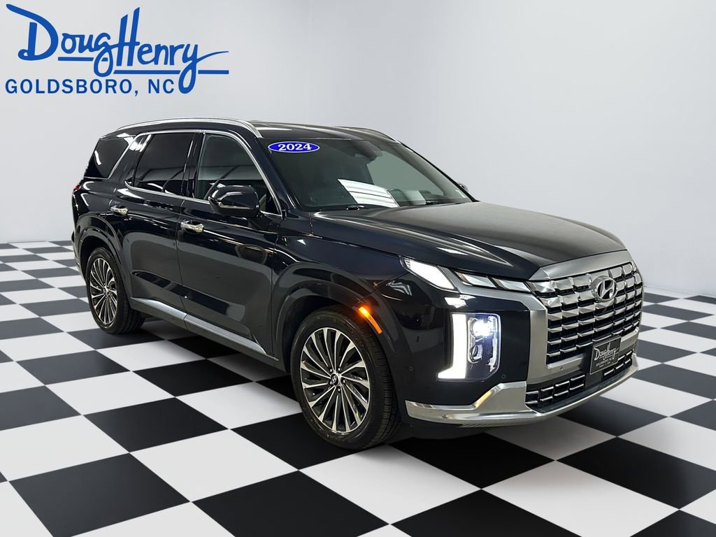 Used 2024 Hyundai Palisade Calligraphy image 7