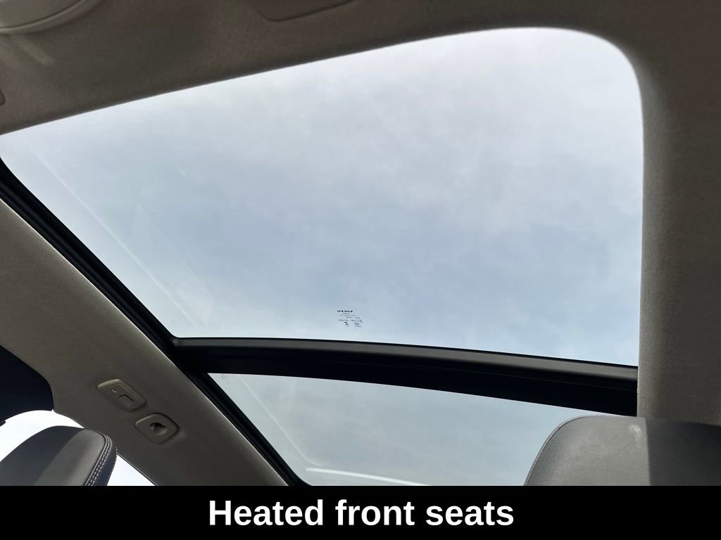 Used 2023 Volvo XC40 B5 Plus w/ Protection Package Premier image 24