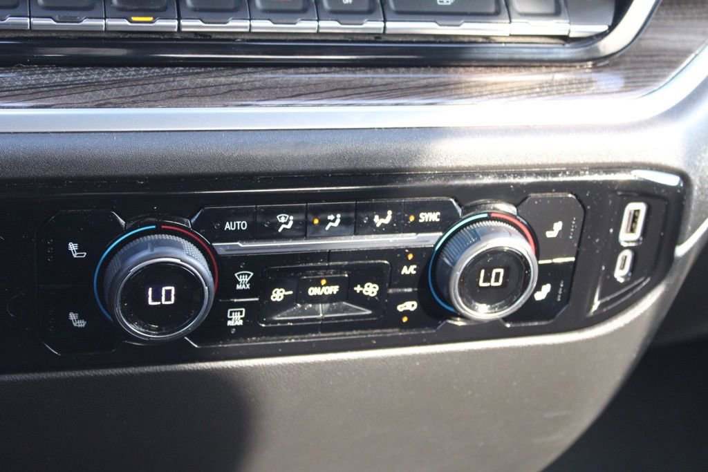 Used 2023 Chevrolet Silverado 1500 LT image 39