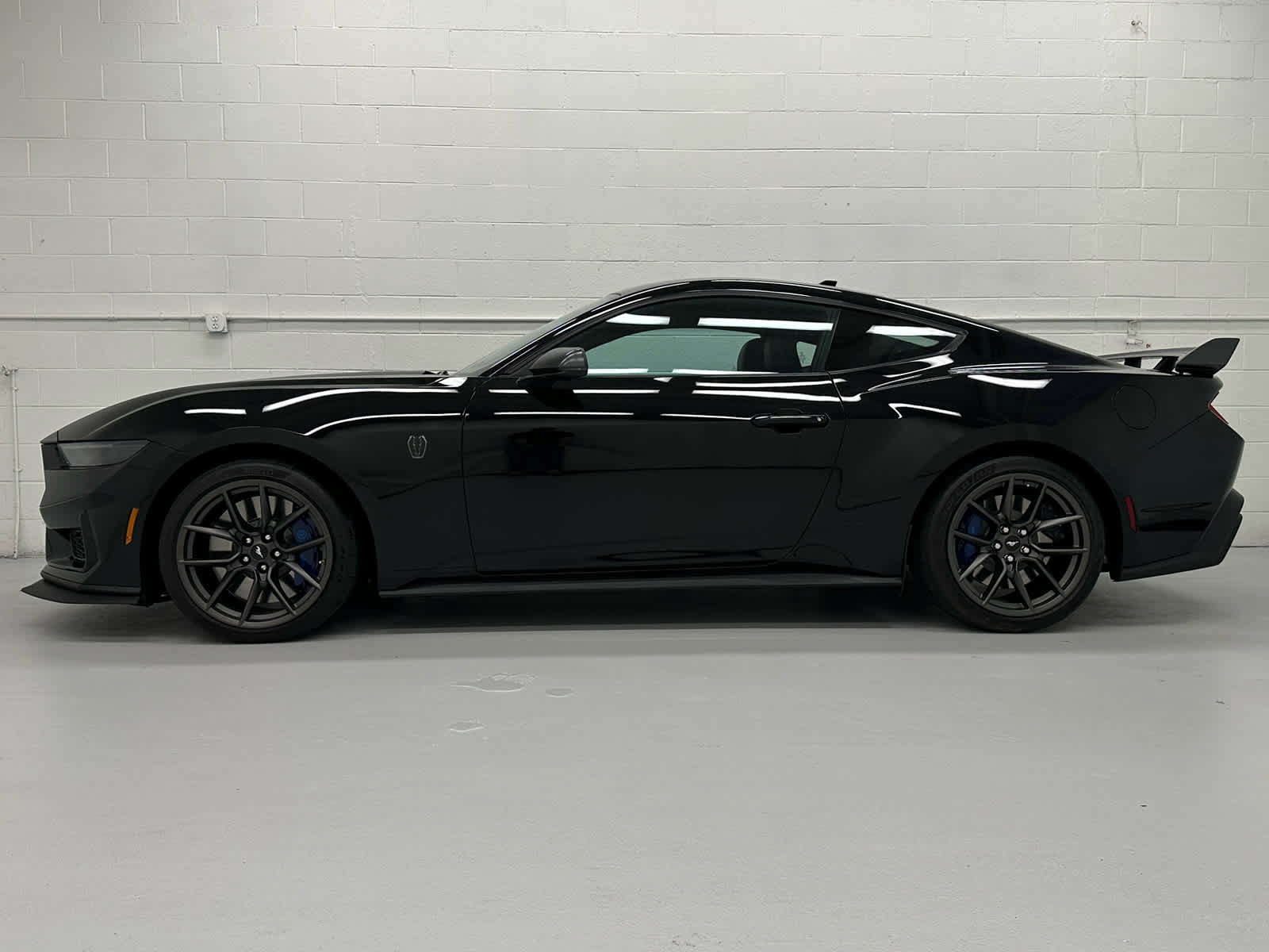 Used 2024 Ford Mustang Dark Horse w/ Dark Horse Handlin Package RWD image 3