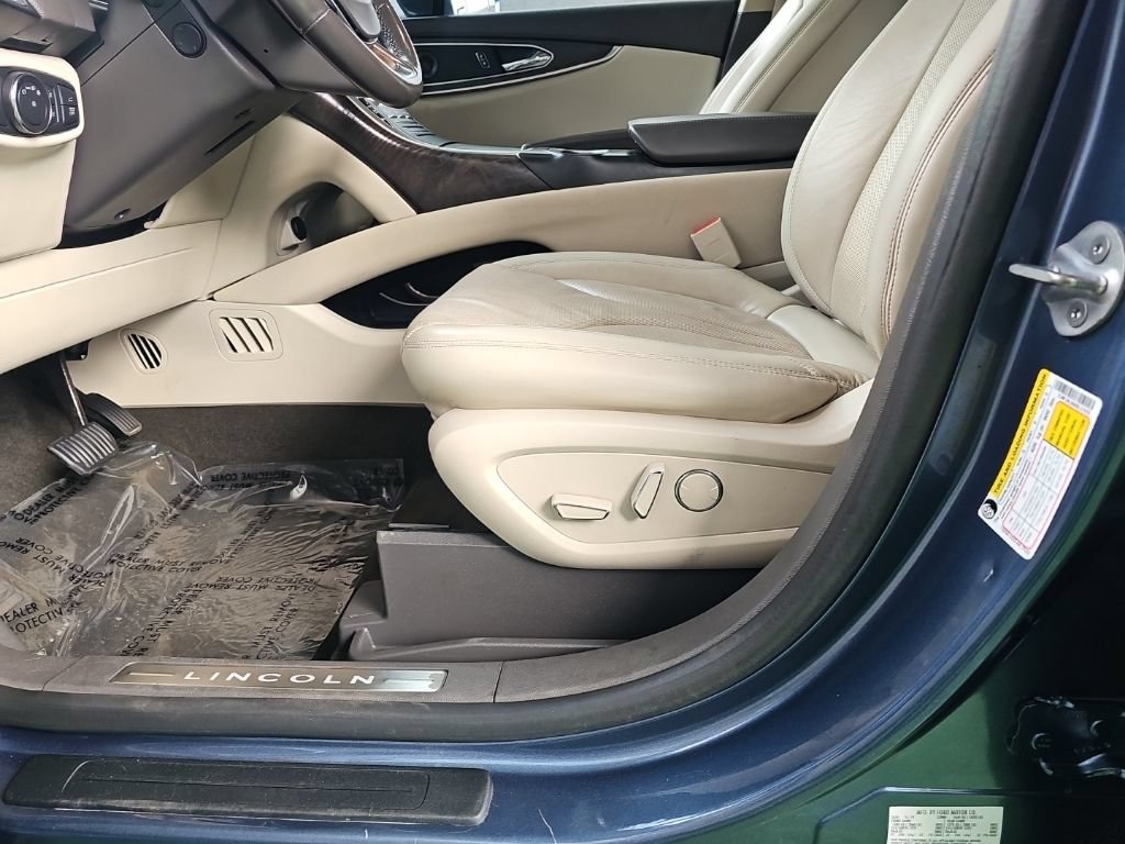 Used 2019 Lincoln Nautilus Reserve AWD/4WD image 38