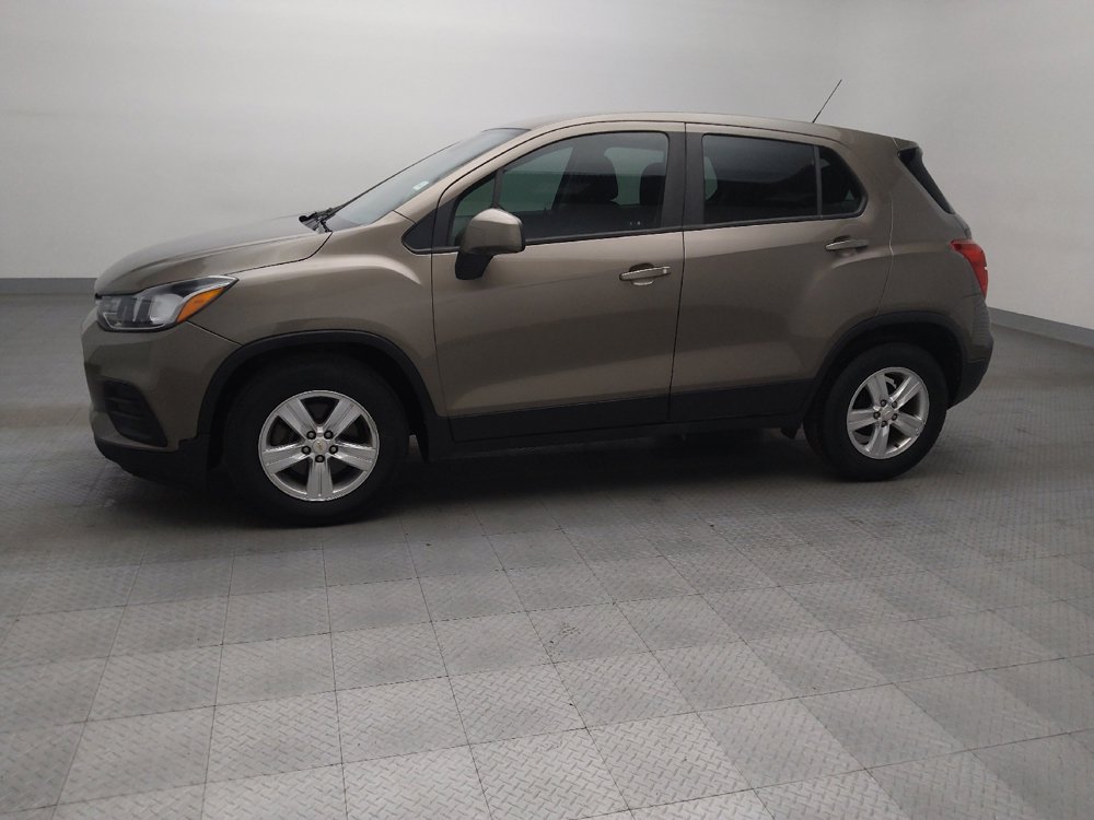 Used 2020 Chevrolet Trax LS image 2