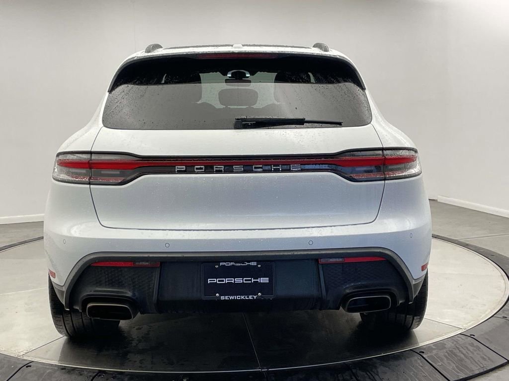 Used 2023 Porsche Macan image 6