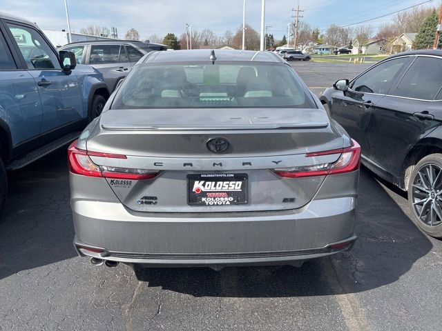Used 2025 Toyota Camry SE w/ Multimedia Upgrade Package image 5