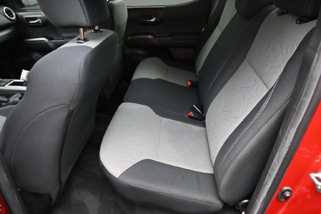 Used 2022 Toyota Tacoma TRD Sport AWD/4WD image 20