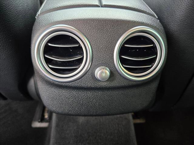 Used 2019 Mercedes-Benz C 300 Sedan image 18