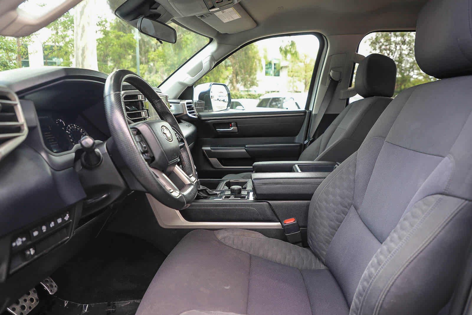 Used 2022 Toyota Tundra SR5 w/ TRD Off-Road Package AWD/4WD image 19