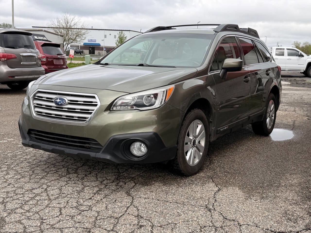 Used 2015 Subaru Outback 2.5i Premium AWD/4WD image 9