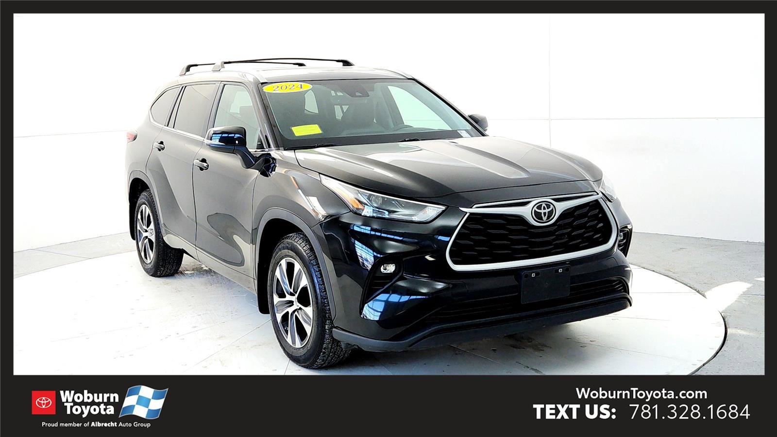 Certified 2024 Toyota Highlander XLE image 1