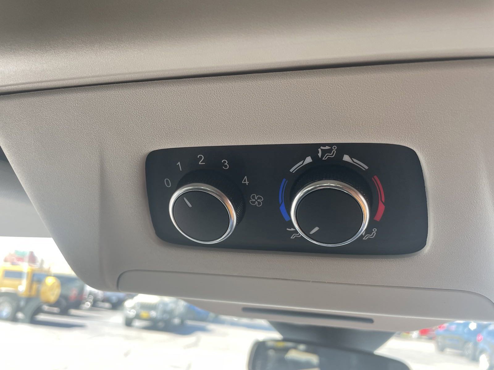 Used 2021 Ford Transit 350 XLT image 14