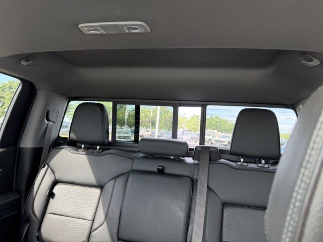 Used 2025 GMC Sierra 1500 Denali w/ Denali Reserve Package AWD/4WD image 27