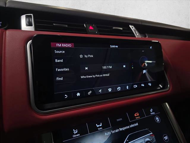 Used 2020 Land Rover Range Rover Sport SVR image 21