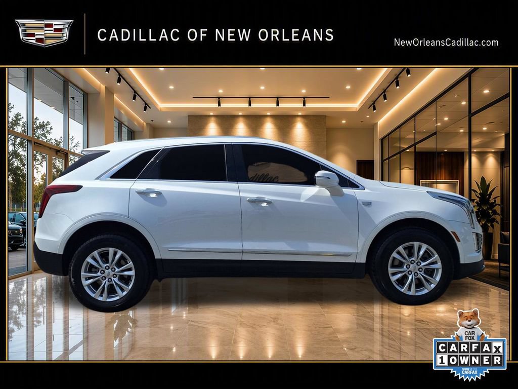 Certified 2023 Cadillac XT5 Luxury FWD image 2