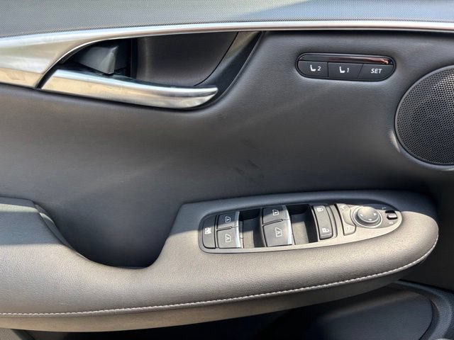 Used 2023 INFINITI QX50 Luxe AWD/4WD image 14