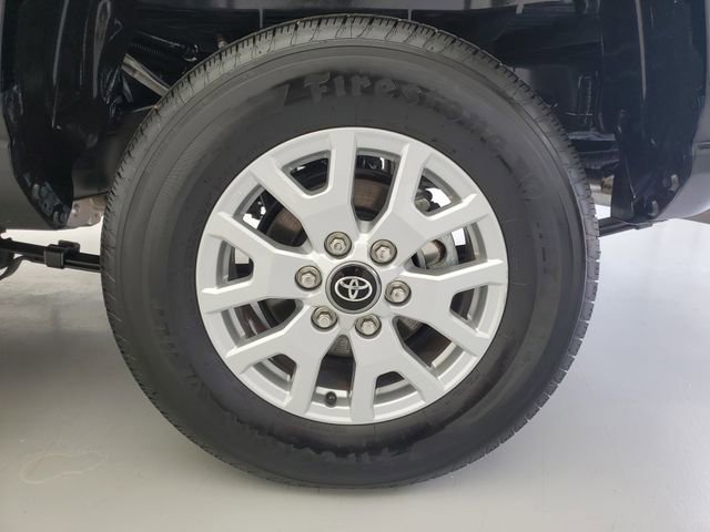 Used 2025 Toyota Tacoma SR AWD/4WD image 11