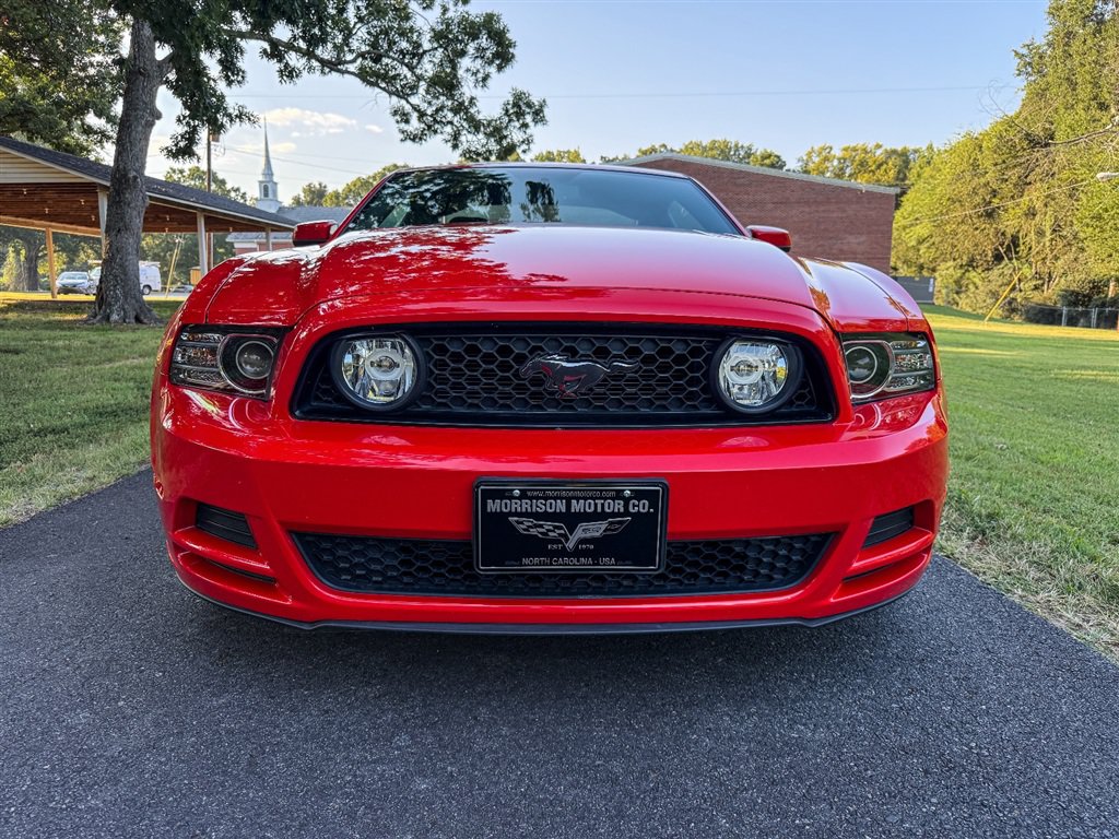 Used 2013 Ford Mustang GT Premium RWD image 9