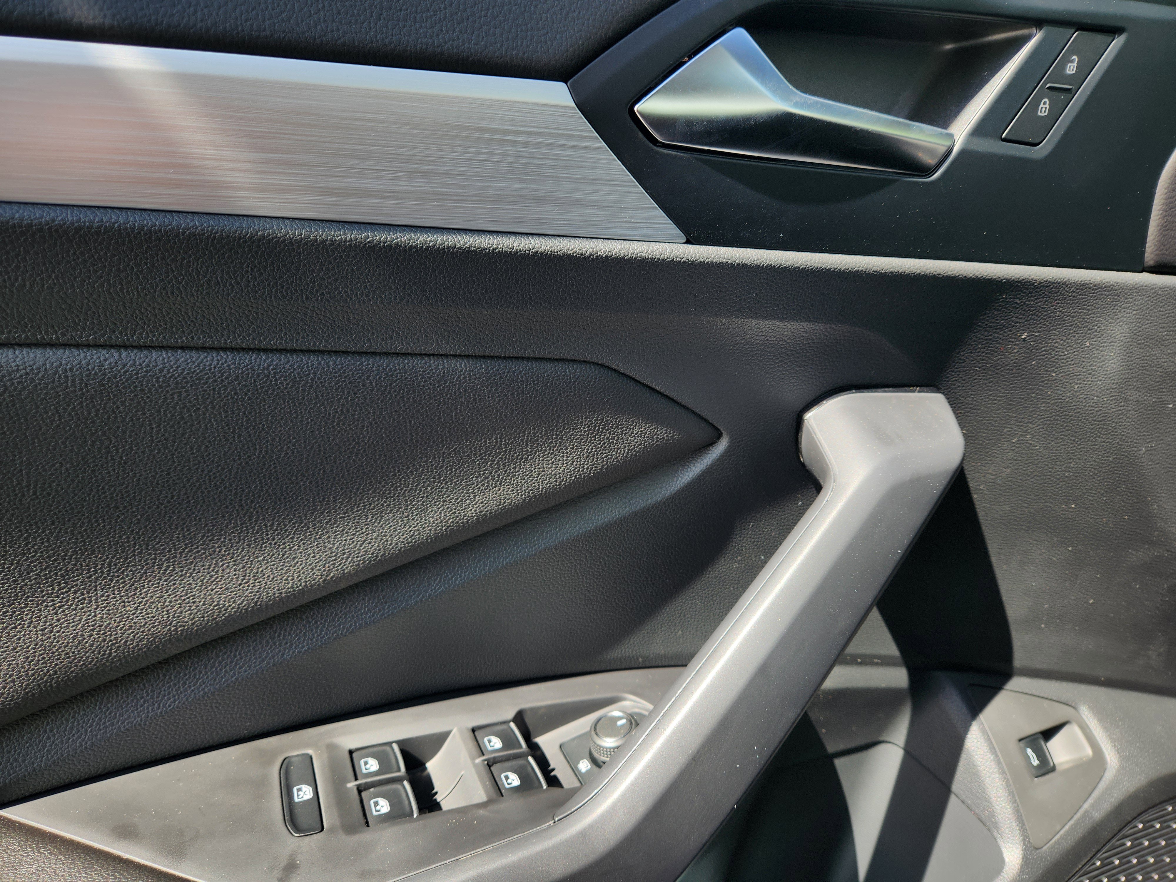 New 2025 Volkswagen Jetta S image 17