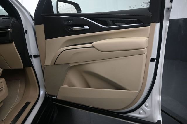 Used 2023 Cadillac Escalade Premium Luxury AWD/4WD image 22
