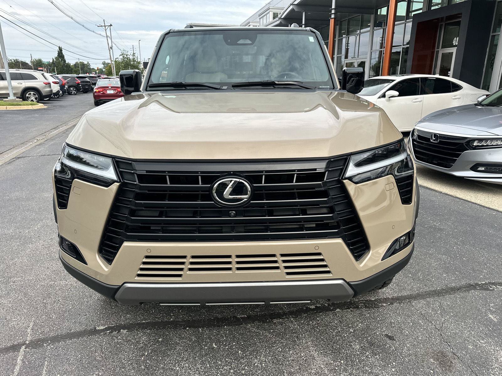 Used 2025 Lexus GX 550 AWD/4WD image 6