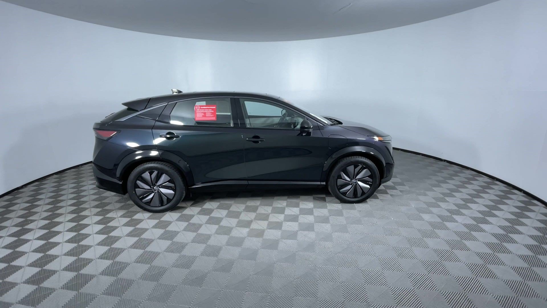 Certified 2024 Nissan Ariya AWD image 9