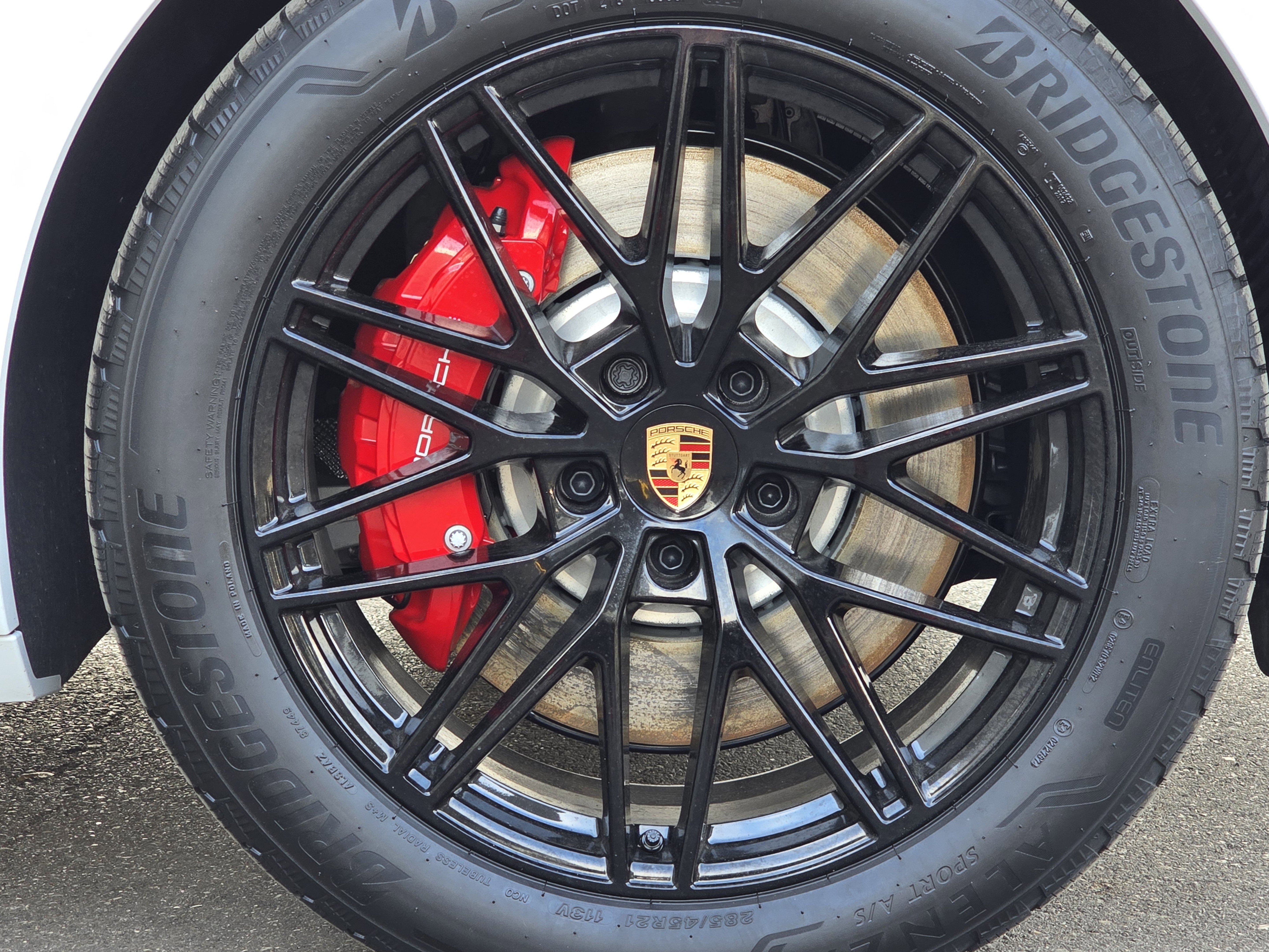 New 2025 Porsche Cayenne S image 12