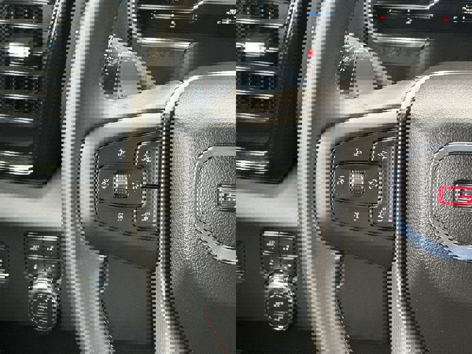 Used 2025 GMC Sierra 1500 AT4 image 20