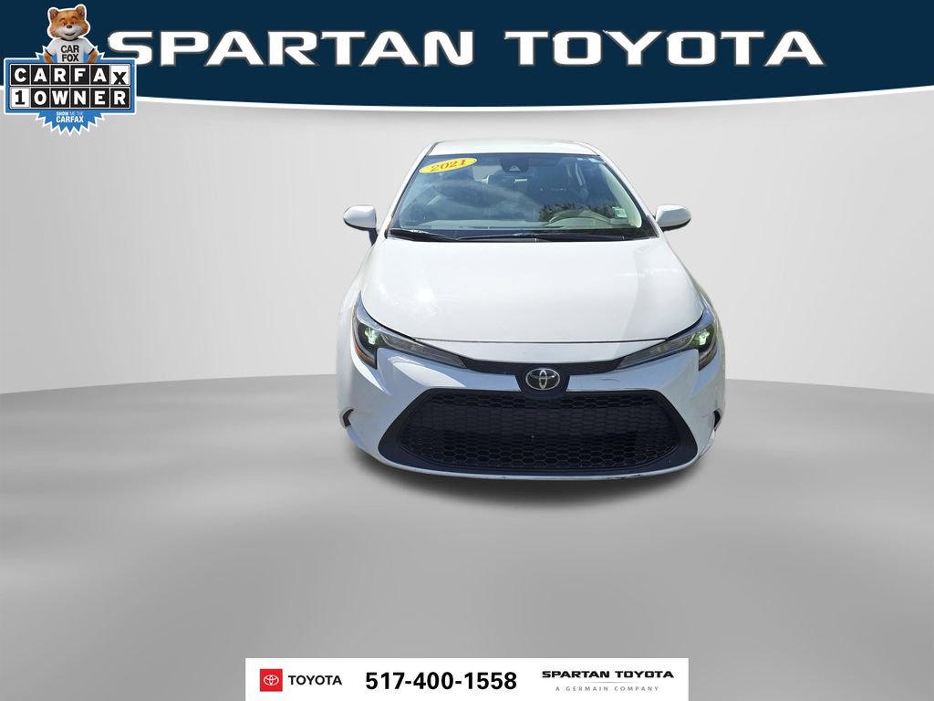 Used 2021 Toyota Corolla LE w/ Carpet Mat Package (TMS) FWD image 3