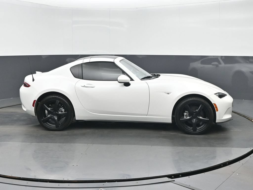 Used 2022 MAZDA MX-5 Miata RF Grand Touring RWD image 2
