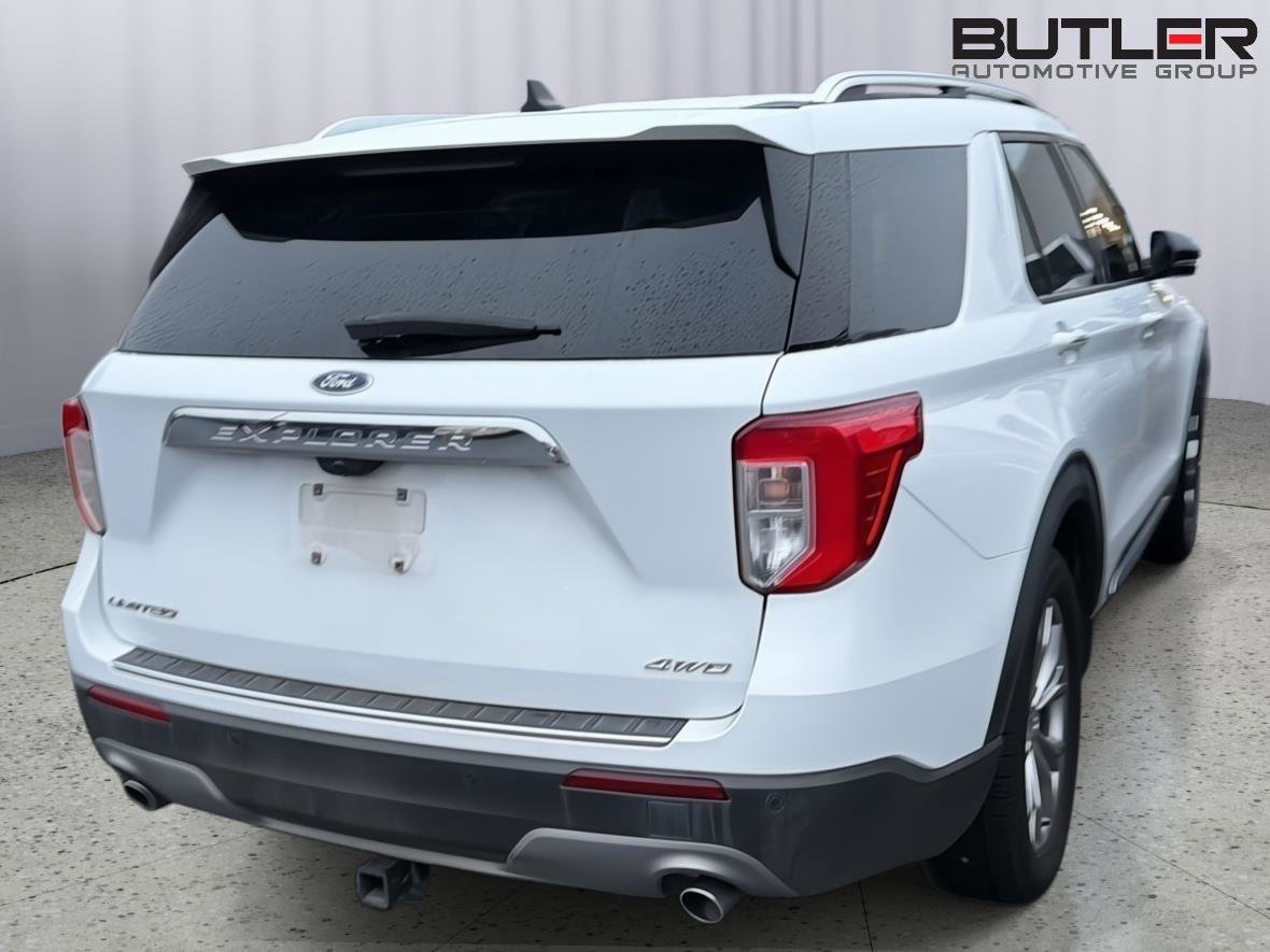 Used 2021 Ford Explorer Limited w/ Equipment Group 301A AWD/4WD image 8