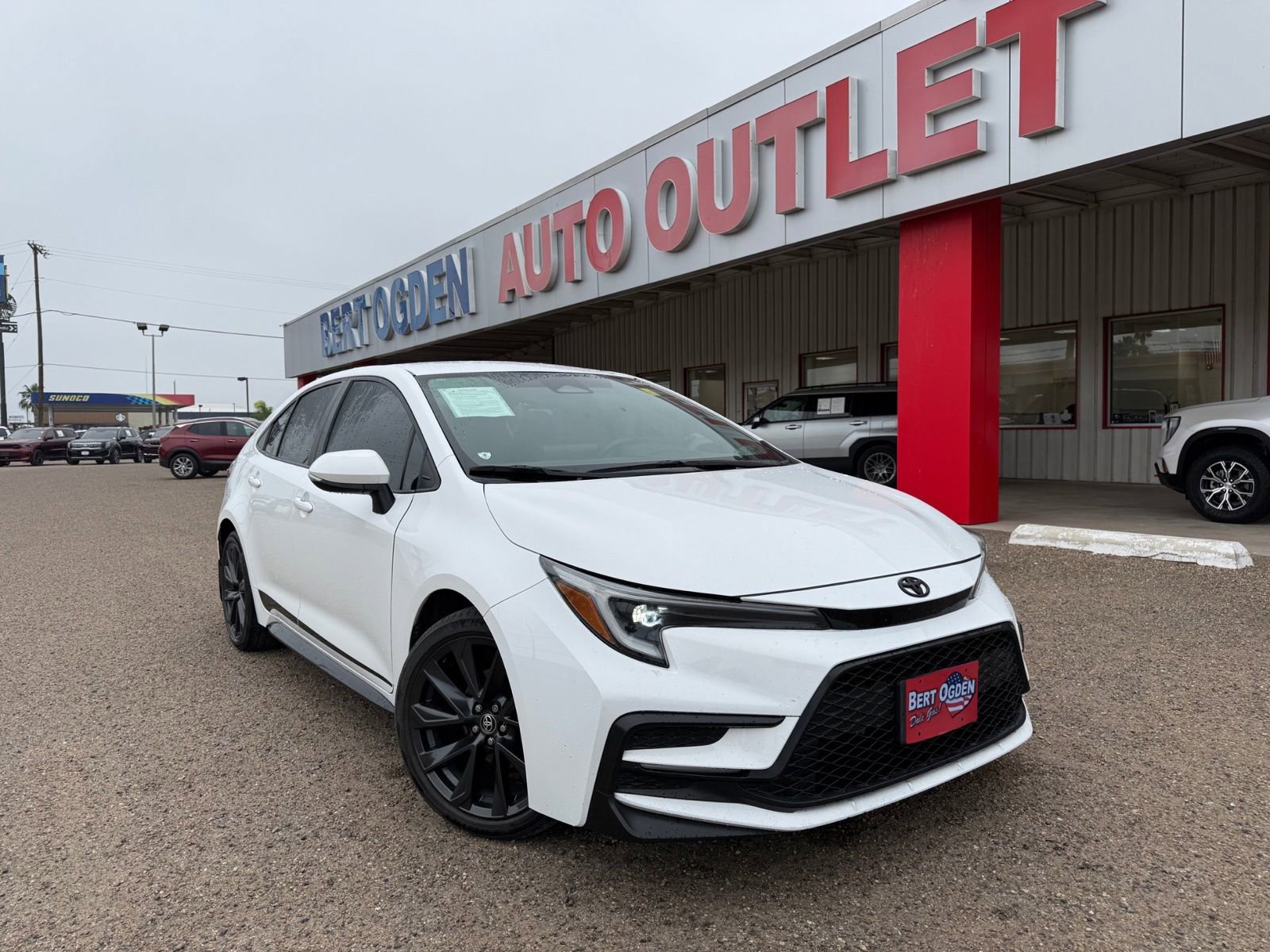 Used 2024 Toyota Corolla SE FWD image 1