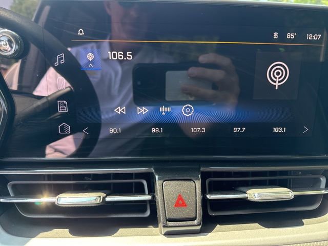Used 2024 Chevrolet TrailBlazer LT FWD image 15