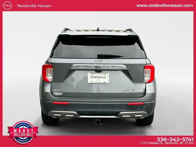 Used 2022 Ford Explorer XLT w/ Equipment Group 202A AWD/4WD image 5