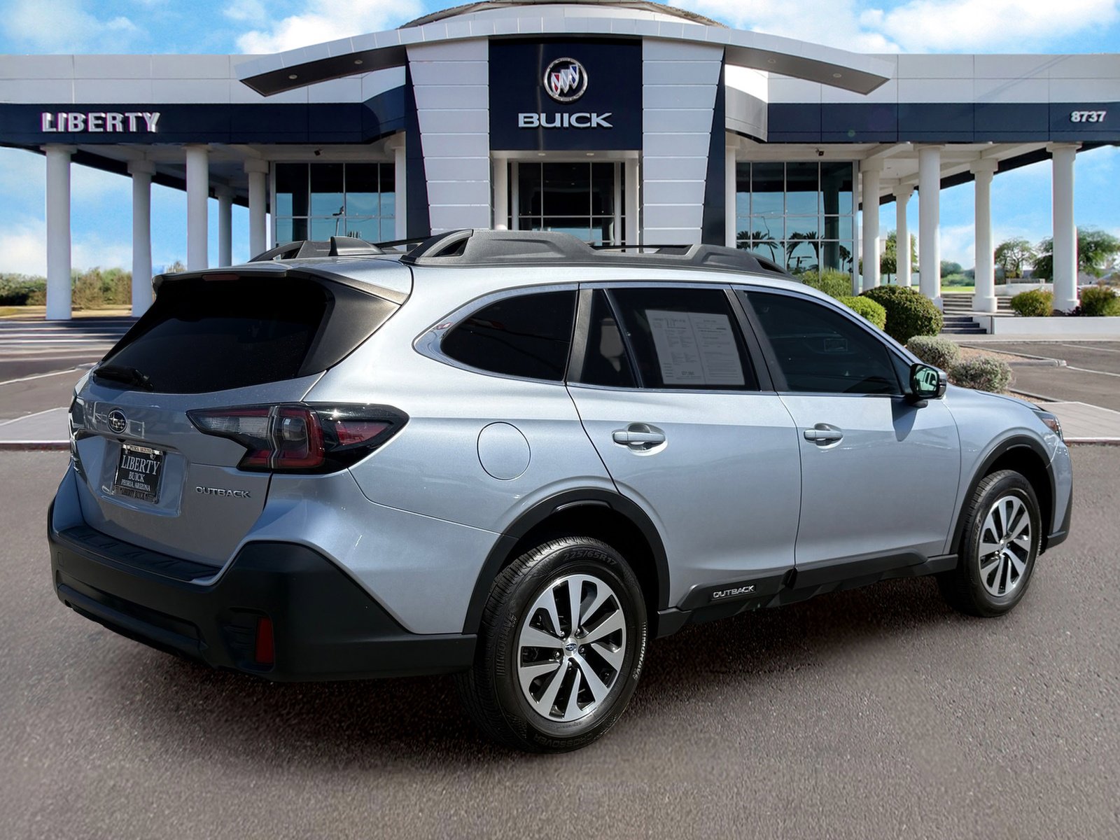 Used 2022 Subaru Outback Premium w/ Popular Package #1 AWD/4WD image 3